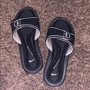 Women’s Black Nike Comfort Footbed Slides